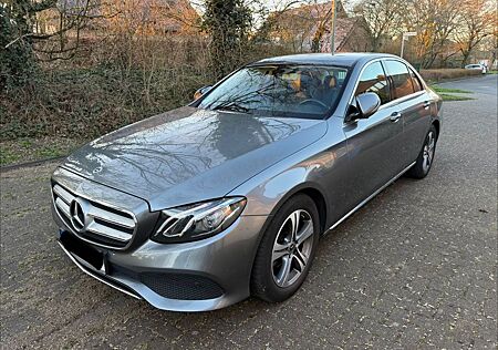 Mercedes-Benz E 200 Avantgarde 9G-TRONIC | LED | Rückfahrkam.