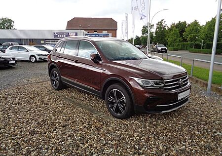 VW Tiguan Volkswagen Elegance 4Motion 2.0 TDI BMT Start-Stopp