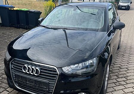 Audi A1 1.4 TFSI Attraction Sitzhzg, Klimaautomatik