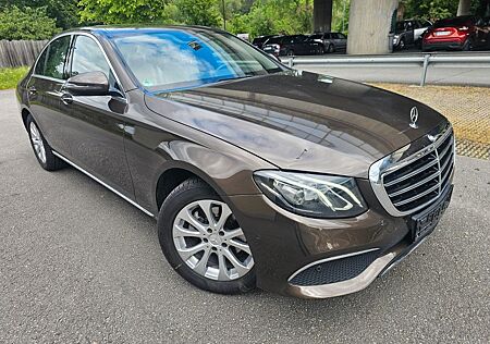 Mercedes-Benz E 220 E -Klasse Lim. d
