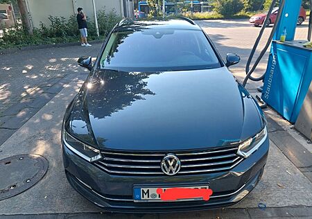 VW Passat Variant Volkswagen 2.0 TDI SCR DSG Comfortline V...
