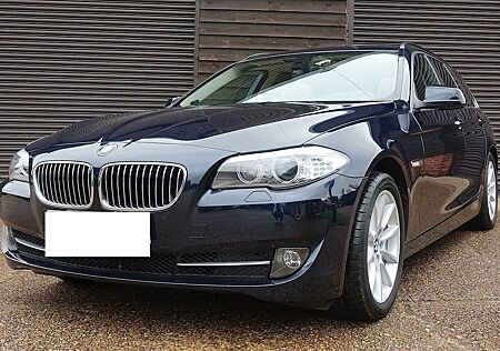 BMW 528 xDrive Touring Sport F1 8x Alu Leder Xenon Kamer