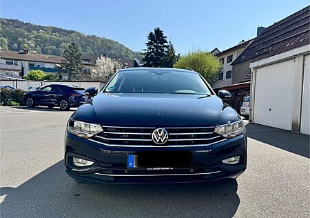 VW Passat Variant Volkswagen 2.0 TDI SCR DSG Business Vari...