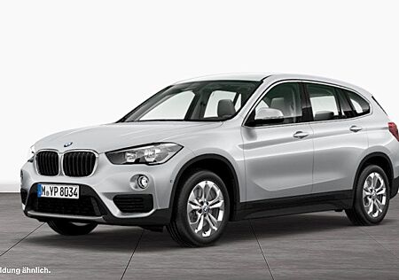 BMW X1 xDrive20i Navi,RF Kamera,Tempomat,PDC v&h