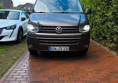 VW T5 Multivan Volkswagen Highline