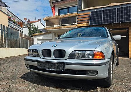 BMW 523i A Touring