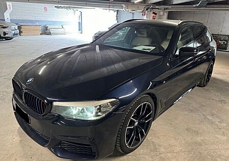 BMW 530 Baureihe 5 Touring d M Sport// LEDER//