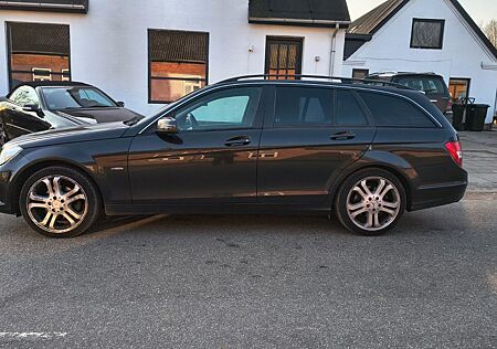 Mercedes-Benz C 220 CDI T AVANTGARDE