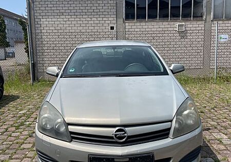 Opel Astra H GTC 1.4