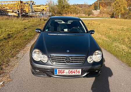 Mercedes-Benz C 220 Sportcoupe CDI 1.Hand-Klima-Shz-Schalter