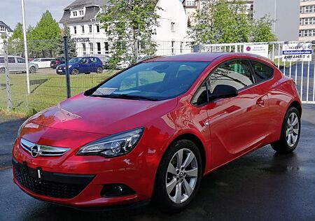 Opel Astra J GTC Edition