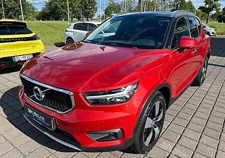 Volvo XC 40 XC40 Momentum D4 AWD