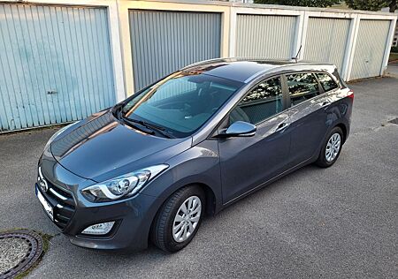 Hyundai i30 1.6 CRDi 81kW Trend DCT Trend