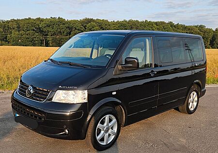 VW T5 Multivan Volkswagen 2,5 TDI Atlantis