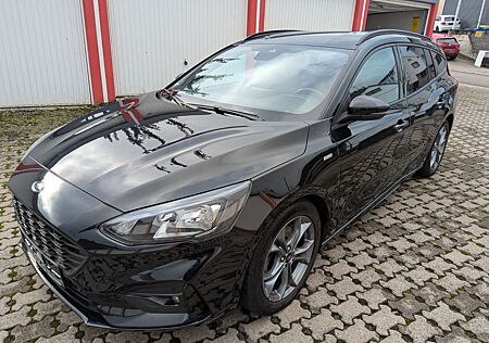 Ford Focus 1,5 EcoBoost ST-Line Turnier *1.Hand*SYNC*