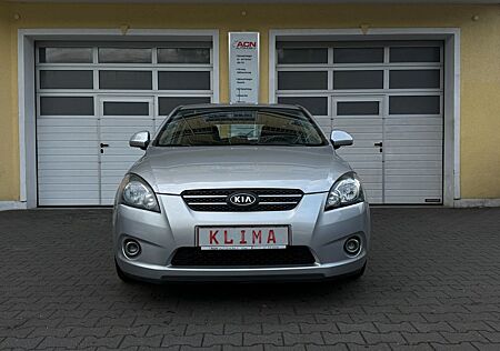 Kia Cee'd / Ceed