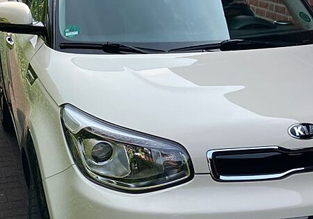 Kia Soul 1.6 CRDi Dream Team Edition DCT Dream T...