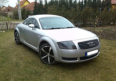 Audi TT Coupe 1.8T 132 kW -