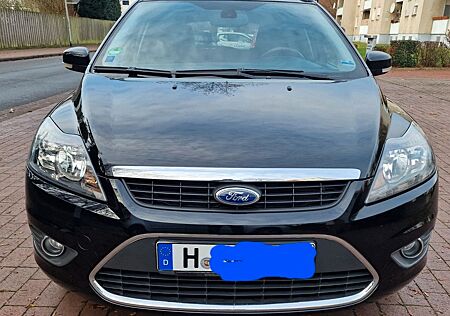 Ford Focus Turnier Titanium