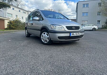 Opel Zafira 1.6