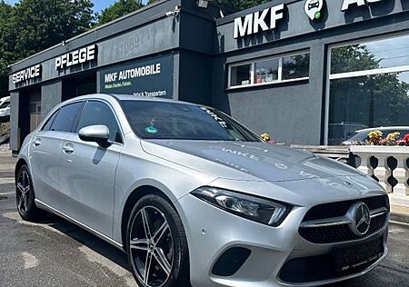 Mercedes-Benz A 180 d AMG / CARPLAY / LED / Assistenten Paket
