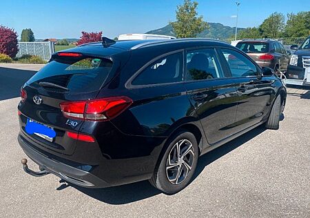 Hyundai i30 1.0 T-GDI Hybrid Trend Trend
