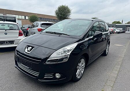 Peugeot 5008 Allure. Aut. Leder. Pano. 7 Sitzer