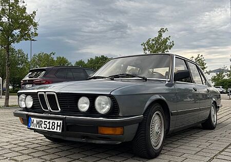 BMW 518 E28 Oldtimer