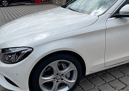 Mercedes-Benz C 250 BlueTEC 4MATIC T AVANTGARDE Autom. AVA...