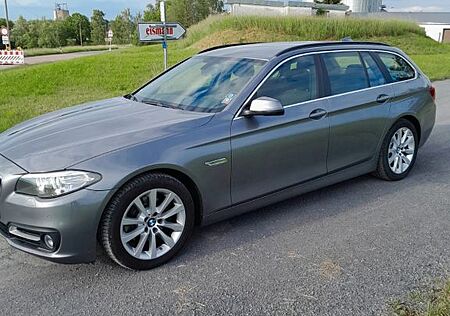 BMW 520d xDrive Touring A -