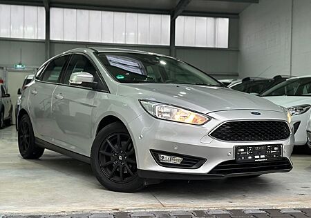 Ford Focus Lim. Business Navi SHZ