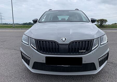Skoda Octavia 2.0 TSI RS 245 Combi Tüv Service Neu