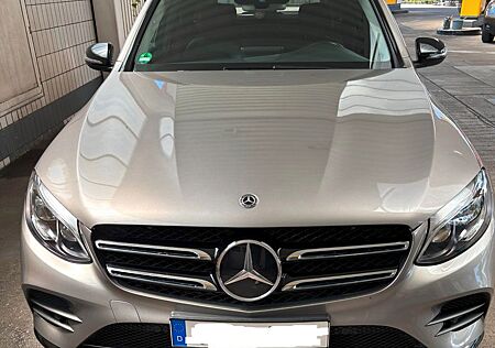 Mercedes-Benz GLC 250 d 4MATIC AMG Junge Sterne