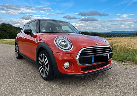 Mini Cooper 8-fach bereift, Service-Paket, Sportsitze