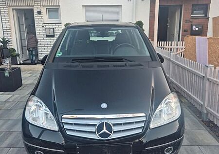 Mercedes-Benz A 160 AVANTGARDE BlueEFFICIENCY AVANTGARDE