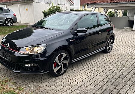 VW Polo Volkswagen 1.8 TSI GTI GTI
