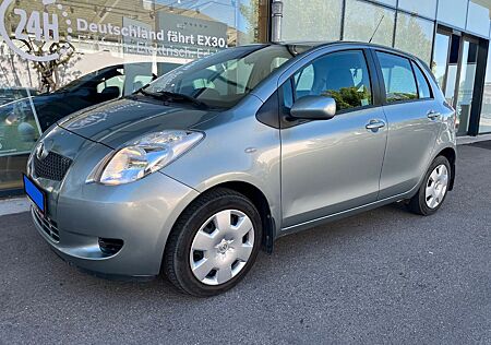 Toyota Yaris Cool