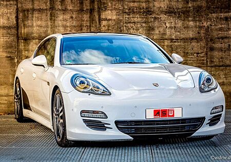 Porsche Panamera 4S Bose-Sound, Leder