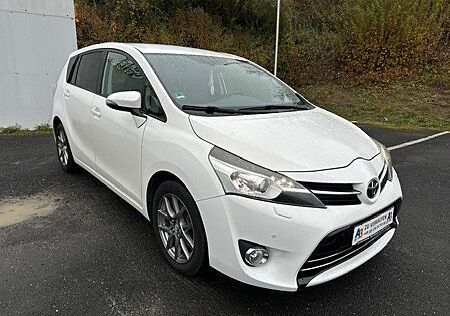 Toyota Verso Life 7-Sitze LMF AHK