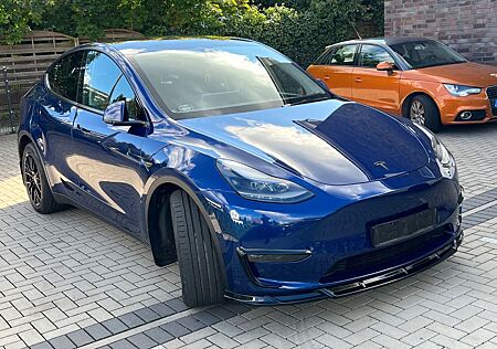 Tesla Model Y - Allradantrieb mit Dual...