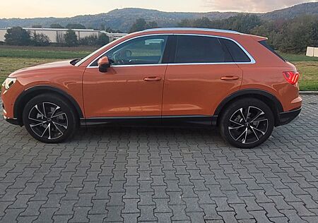 Audi Q3 40 TFSI quattro S tronic advanced advanced