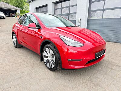 Tesla Model Y Long Range | AMD RYZEN | AWD | RED