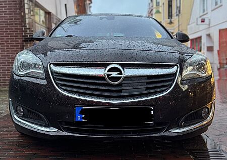 Opel Insignia 2.0 BiTurbo CDTI Sport Automatik 4x...