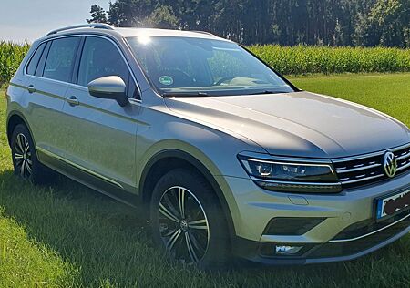 VW Tiguan Volkswagen 2.0 TDI SCR 140kW DSG 4MOTION OFFROAD...