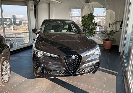 Alfa Romeo Stelvio Quadrifoglio Glasschiebeda.+21"LM-Felge