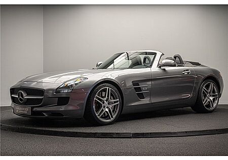 Mercedes-Benz SLS AMG ROADSTER .