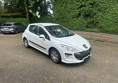 Peugeot 308 1,4 Benzin