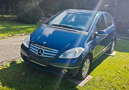 Mercedes-Benz A 160 CDI BlueEFFICIENCY -