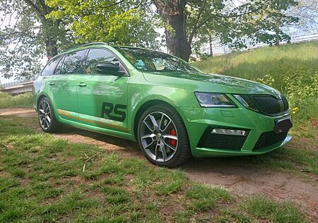 Skoda Octavia 2.0 TSI DSG RS 230 Combi RS