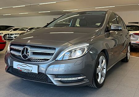 Mercedes-Benz B 200 *2.HAND*NAVI*AHK*XENON*PDC*TEMPO*8-FACH*TÜV